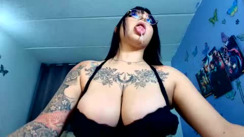 Isabella online show from 03-28-26, 04:45