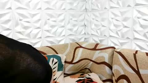 Snapshot of sweetjessabee chatting on 06-19-26, 05:56 sweetjessabee online show from 06-19-26, 05:56
