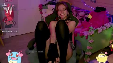 Snapshot of sweetjinks chatting on 10-03-25, 07:38 .  Felin  . online show from 10-03-25, 07:38