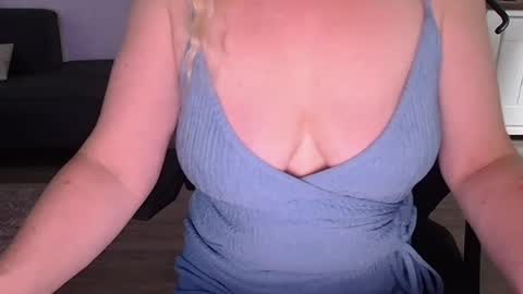 Sweetjuice online show from 07-30-26, 08:02