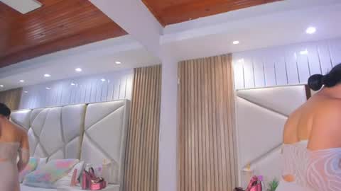 Snapshot of sweetkata_ chatting on 06-30-26, 07:26 kata online show from 06-30-26, 07:26