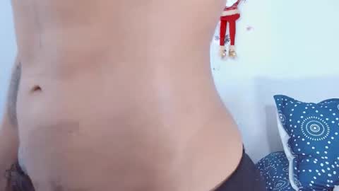 karen online show from 11-23-25, 04:07