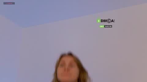 SweetKira1 online show from 07-23-26, 04:27