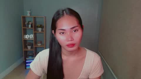 Snapshot of sweetladyboyx chatting on 12-13-24, 11:17   online show from 12-13-24, 11:17