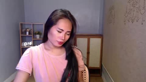 Snapshot of sweetladyboyx chatting on 03-10-25, 11:38   online show from 03-10-25, 11:38