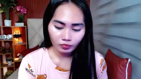   online show from 12-15-25, 12:15