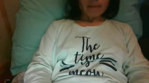 Snapshot of sweetlatinafit chatting on 11-17-25, 12:27 sweetlatinafit online show from 11-17-25, 12:27