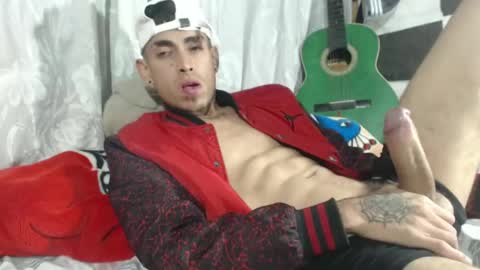 Camilo online show from 02-24-25, 10:36