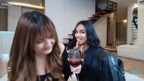 Laura Saenz  Geminis online show from 05-23-26, 04:07