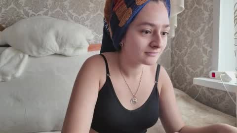 Snapshot of sweetliaison chatting on 11-03-25, 08:48 sweetliaison online show from 11-03-25, 08:48