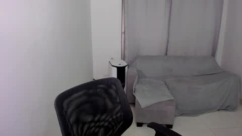 Snapshot of sweetlian_04 chatting on 02-26-25, 02:59 Lian online show from 02-26-25, 02:59