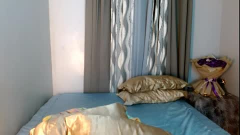 Lilly online show from 04-18-26, 02:54