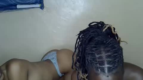 sweetlily_30 online show from 09-30-25, 02:55