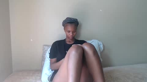 Snapshot of sweetlipss_ chatting on 09-21-25, 08:16 sweetlipss_ online show from 09-21-25, 08:16