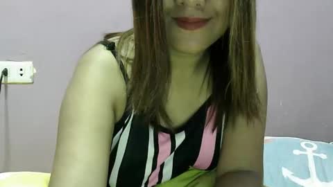 Snapshot of sweetliza20 chatting on 11-01-25, 12:12 Liz online show from 11-01-25, 12:12