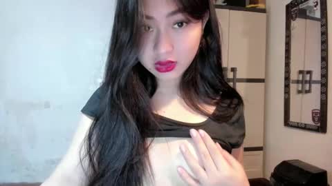 Snapshot of sweetlovepinay04 chatting on 12-08-24, 07:11 Zoe online show from 12-08-24, 07:11