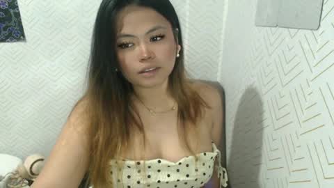 NICOLE online show from 06-17-26, 03:57
