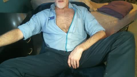 Michael online show from 04-15-26, 01:29