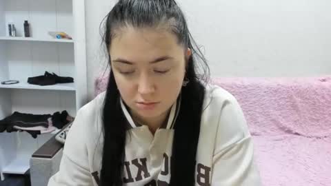 Snapshot of sweetmarylove chatting on 12-10-24, 09:23 sweetmarylove online show from 12-10-24, 09:23