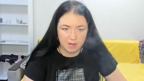 Snapshot of sweetmarylove chatting on 09-23-25, 09:01 sweetmarylove online show from 09-23-25, 09:01