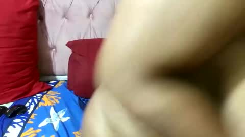 sweetmellowx1 online show from 01-06-26, 08:12