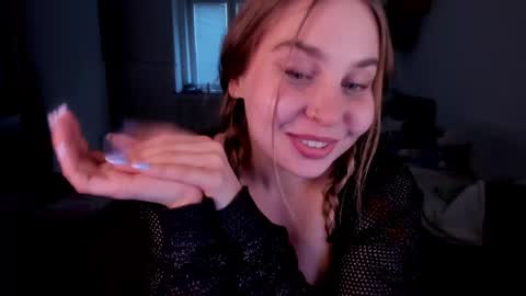 Snapshot of sweetmila1 chatting on 02-20-25, 02:46 Mila online show from 02-20-25, 02:46