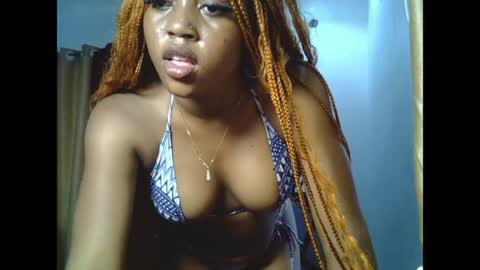Snapshot of sweetmila9 chatting on 05-01-26, 11:37 sweetmila9 online show from 05-01-26, 11:37