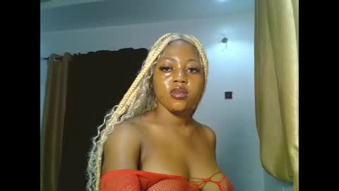 Snapshot of sweetmila9 chatting on 05-29-26, 05:27 sweetmila9 online show from 05-29-26, 05:27