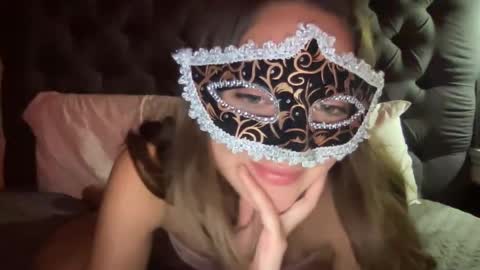 Misty online show from 11-12-25, 04:46