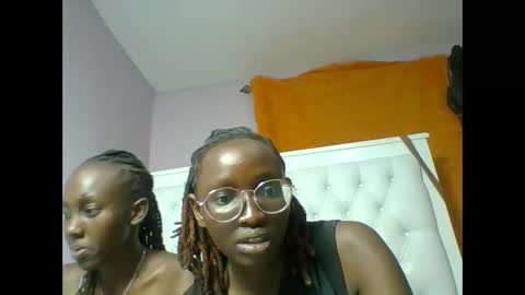 Novah girlie online show from 06-06-26, 05:28