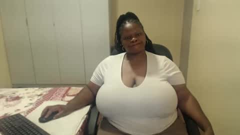 Snapshot of sweetnoziexxx chatting on 01-18-25, 11:21 sweetnoziexxx online show from 01-18-25, 11:21