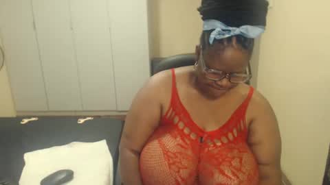 Snapshot of sweetnoziexxx chatting on 02-14-25, 09:24 sweetnoziexxx online show from 02-14-25, 09:24