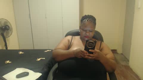 Snapshot of sweetnoziexxx chatting on 03-11-25, 03:02 sweetnoziexxx online show from 03-11-25, 03:02