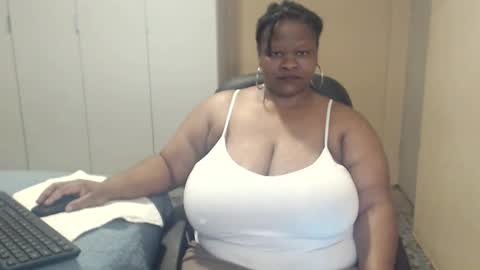 Snapshot of sweetnoziexxx chatting on 09-22-25, 05:09 sweetnoziexxx online show from 09-22-25, 05:09