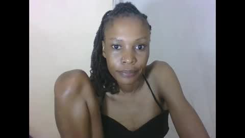 ESTHER online show from 10-14-25, 01:28