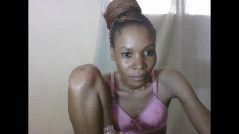 ESTHER online show from 04-23-26, 12:40