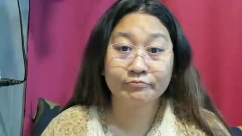 Snapshot of sweetpilipina88 chatting on 02-03-25, 12:25 MIA online show from 02-03-25, 12:25