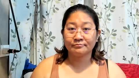 Snapshot of sweetpilipina88 chatting on 12-01-25, 11:37 MIA online show from 12-01-25, 11:37