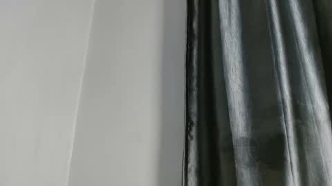 Snapshot of sweetpussy135 chatting on 10-20-25, 05:57 slim ivy online show from 10-20-25, 05:57