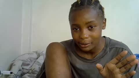 Snapshot of sweetrall chatting on 04-29-26, 08:37 Lilly online show from 04-29-26, 08:37