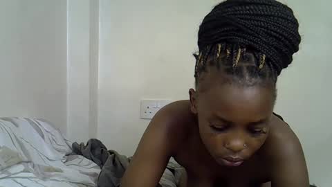 Snapshot of sweetrall chatting on 05-10-26, 07:46 Lilly online show from 05-10-26, 07:46