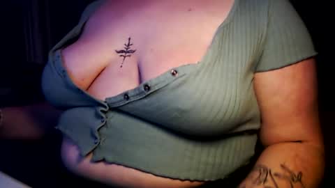 sweetsapphirepuppy online show from 01-10-26, 11:42