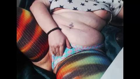 sweetsapphirepuppy online show from 03-12-26, 07:53