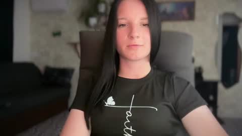 Sweet Shy online show from 06-11-26, 06:17