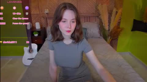 Alice online show from 09-18-25, 01:24