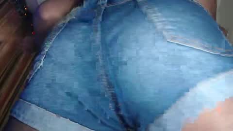 MEGHAN LOPEZ      online show from 04-18-26, 09:37