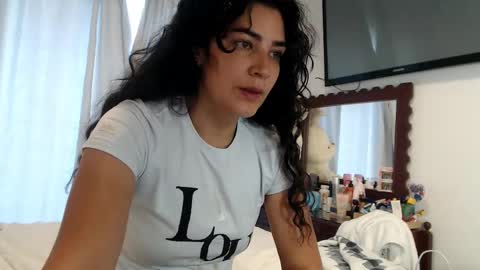 Dianis online show from 11-02-25, 02:52