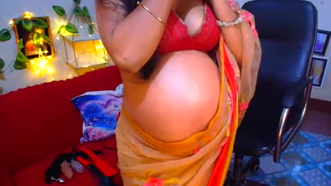 Snapshot of sweetsour18 chatting on 02-09-26, 01:31 SweetSour online show from 02-09-26, 01:31