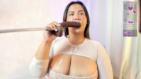 Snapshot of sweett_katty_ chatting on 12-05-25, 05:16 1430 - 22-00 online show from 12-05-25, 05:16