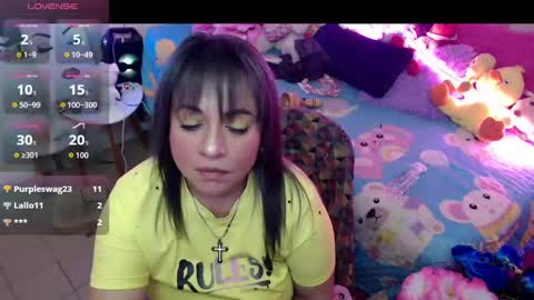 Snapshot of sweett_martina chatting on 12-27-24, 06:03 martina online show from 12-27-24, 06:03